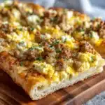 Sausage Gravy Breakfast Pizza Recipe