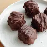 Raspberry Brownie Date Bites Recipe
